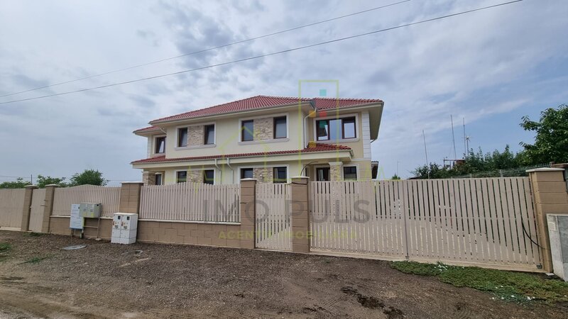 Timis  1/2 Duplex spatios, 4 camere-3 bai, Finisaje PREMIUM